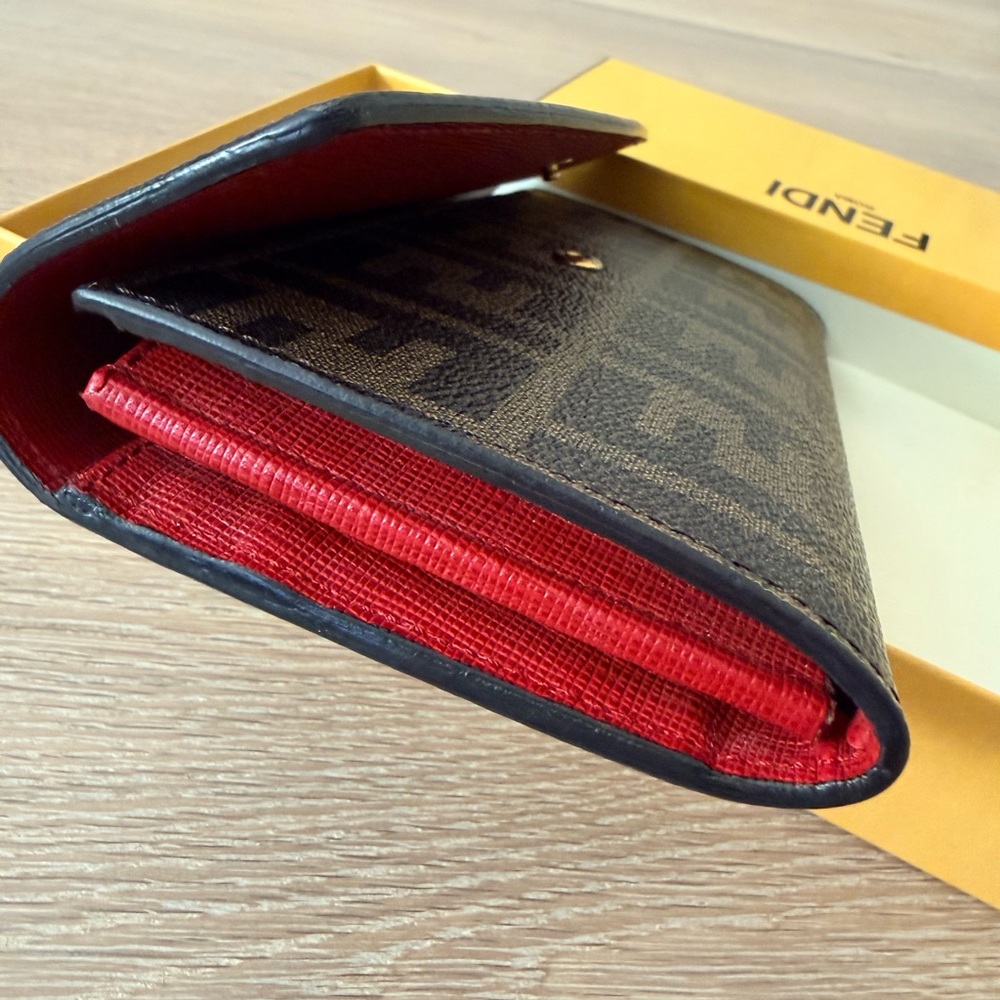 Fendi Zucca Wallet with Red Saffiano Leather - Picture 2 of 4